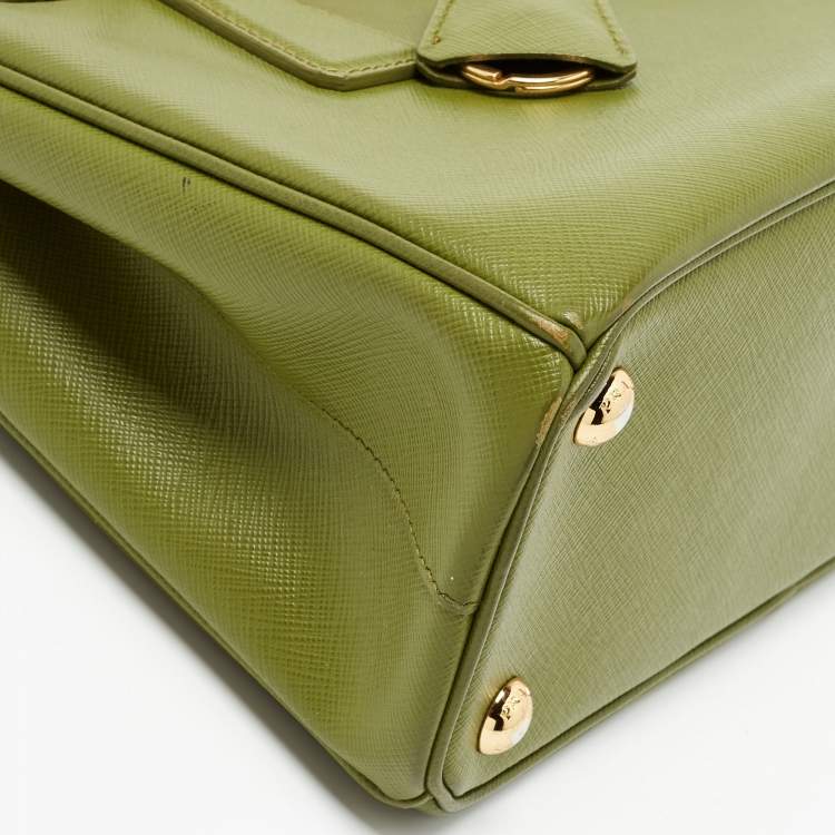 Pre Owned Prada Green Saffiano Lux Leather Small Double Zip Tote