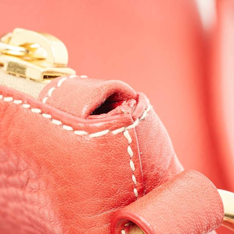 Pre Owned Prada Red Vitello Daino Leather Zip Hobo