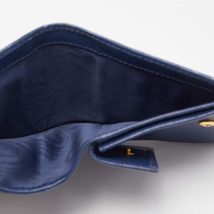 Pre Owned Prada Blue Leather Bifold Wallet