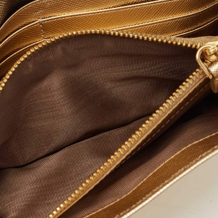 Pre Owned Prada Gold Saffiano Leather Pushlock Flap Wallet
