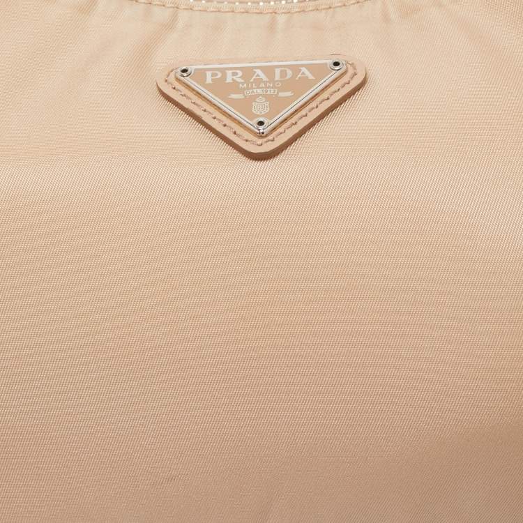 Pre Owned Prada Beige Nylon and Leather Re-Edition 2005 Baguette Bag