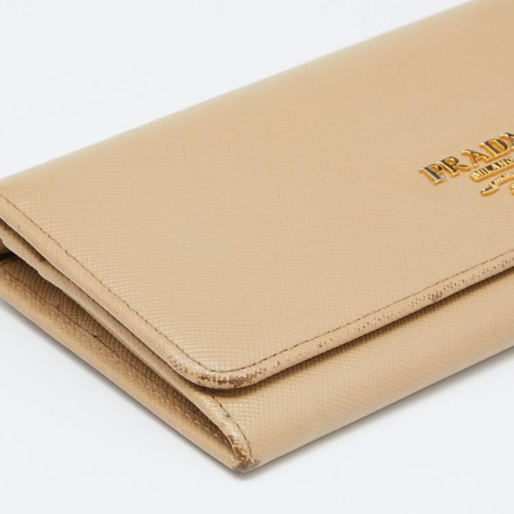 Pre Owned Prada Beige Saffiano Leather Flap Continental Wallet