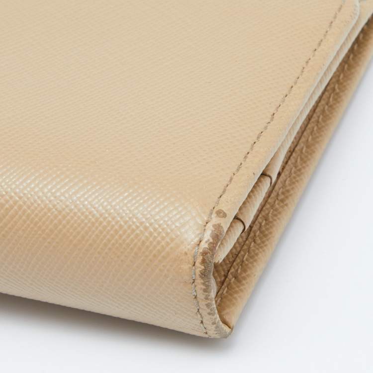 Pre Owned Prada Beige Saffiano Leather Flap Continental Wallet