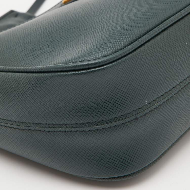 Pre Owned Prada Green Saffiano Leather Re-Edition 2005 Baguette Bag