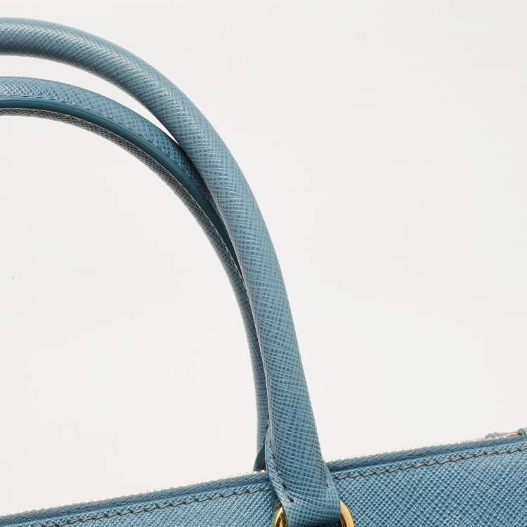 مملوكة مسبقًا Prada Blue Saffiano Lux Leather Small Double Zip Tote