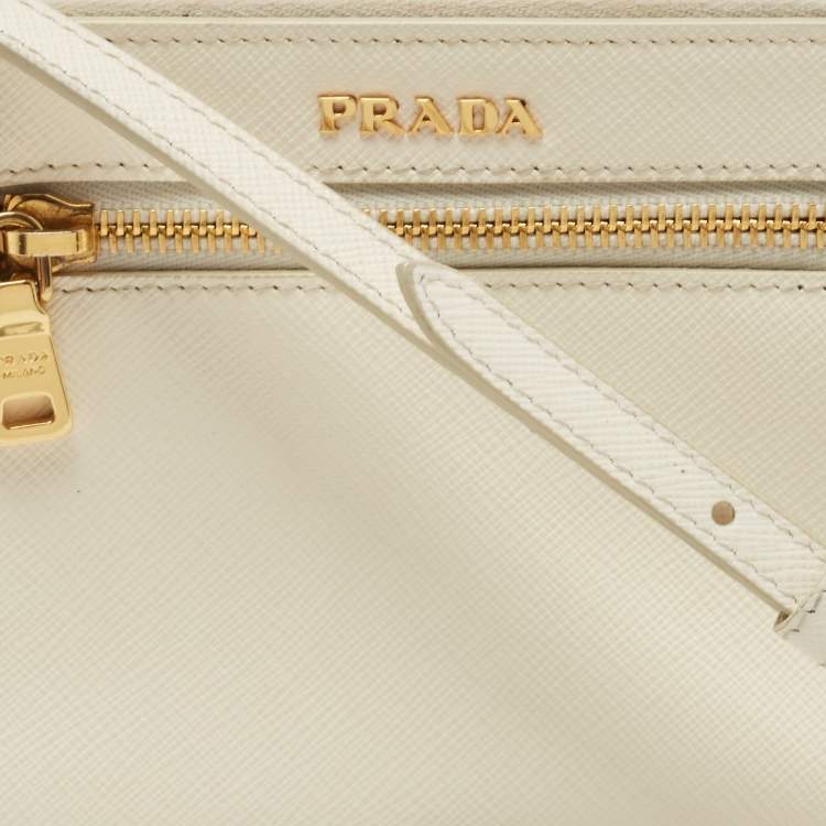 مملوكة مسبقًا Prada White Saffiano Lux Leather Front Pocket Crossbody Bag