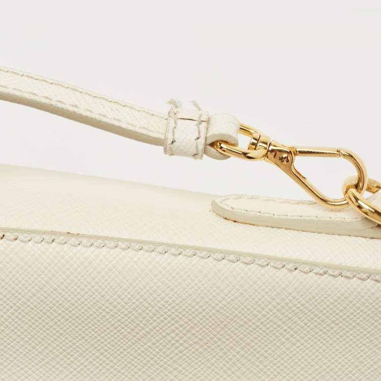 مملوكة مسبقًا Prada White Saffiano Lux Leather Front Pocket Crossbody Bag