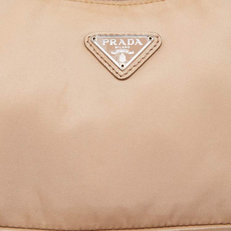 Pre Owned Prada Beige Saffiano Leather Re-Edition 2005 Baguette Bag