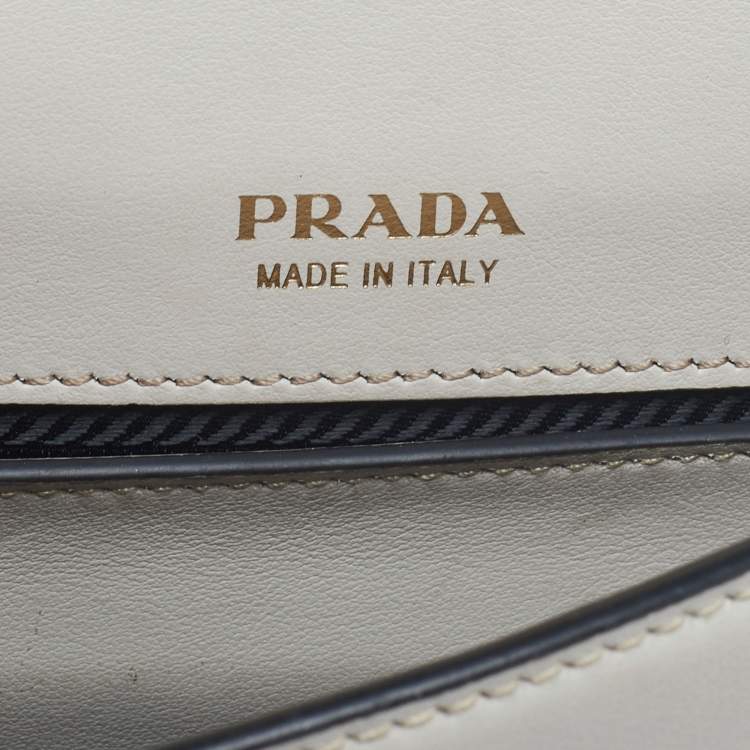 Pre Owned Prada Off White/Black Leather Cahier Belt Bag
