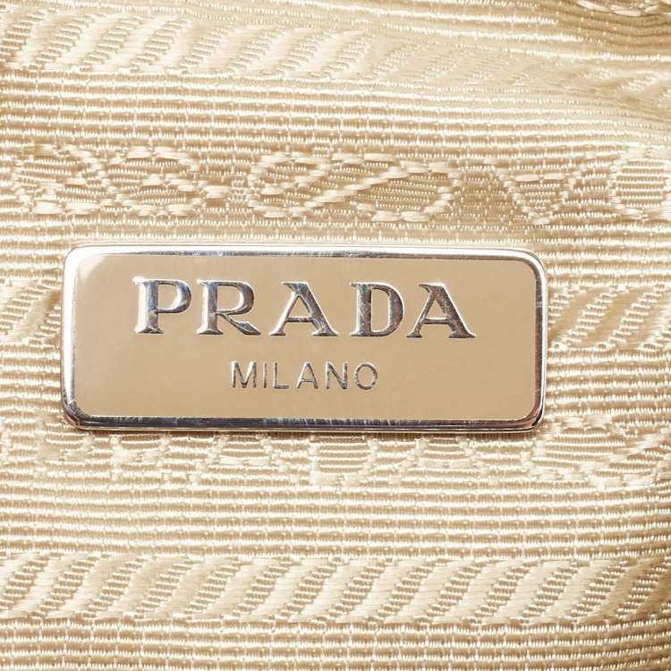 Pre Owned Prada Cream Nylon and Leather Re-Edition 2005 Baguette Bag