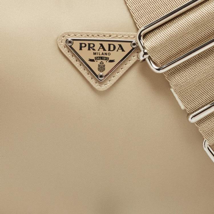 Pre Owned Prada Cream Nylon and Leather Re-Edition 2005 Baguette Bag
