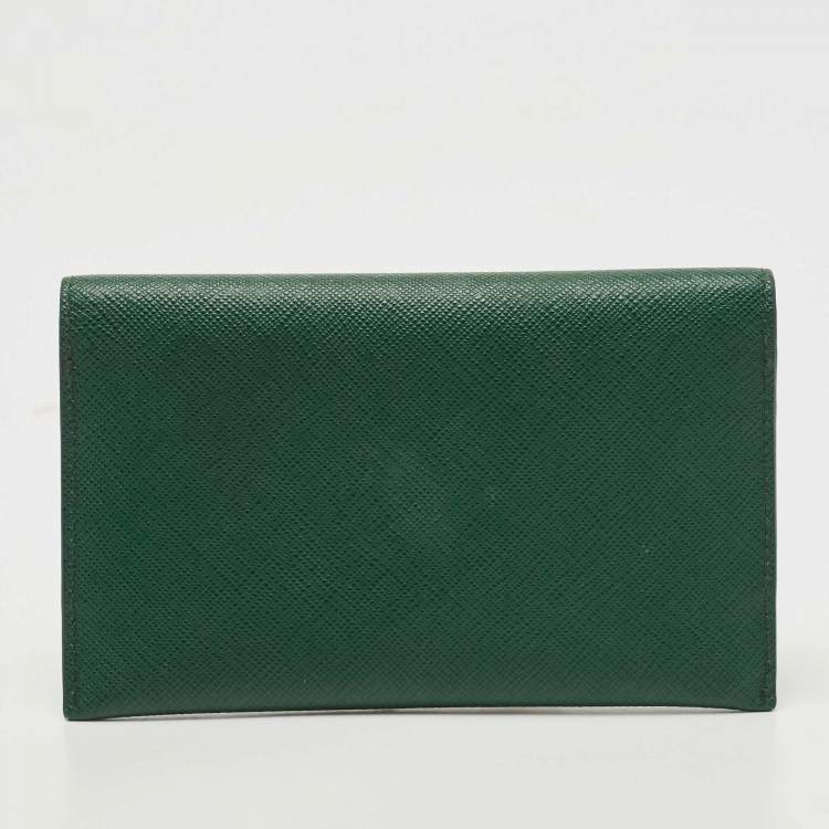 Pre Owned Prada Green Saffiano Leather Logo Flap Card Case