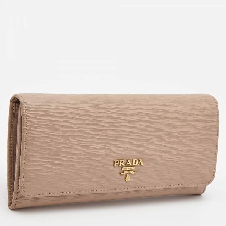 Pre Owned Prada Light Pink Move Leather Logo Flap Continental Wallet