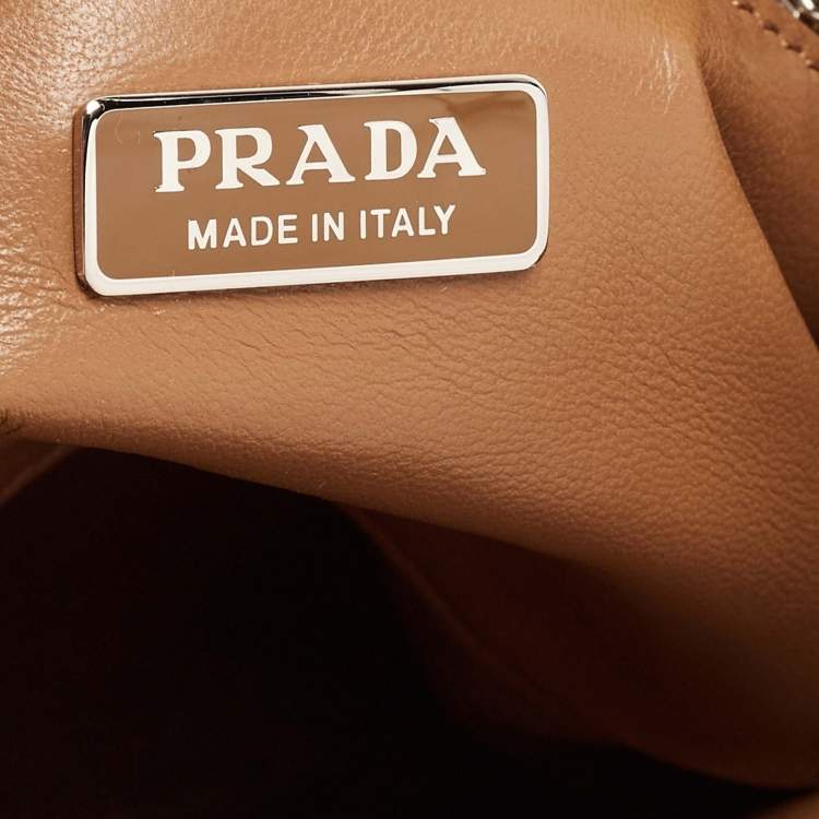 Pre Owned Prada Brown Moon Padded Leather Re-edition 2002 Bag 