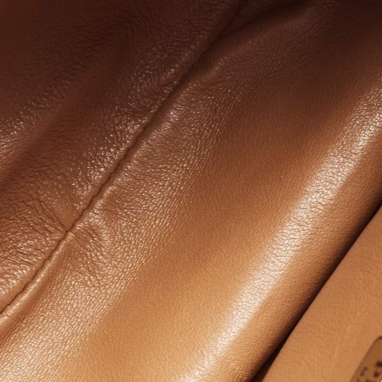 Pre Owned Prada Brown Moon Padded Leather Re-edition 2002 Bag 