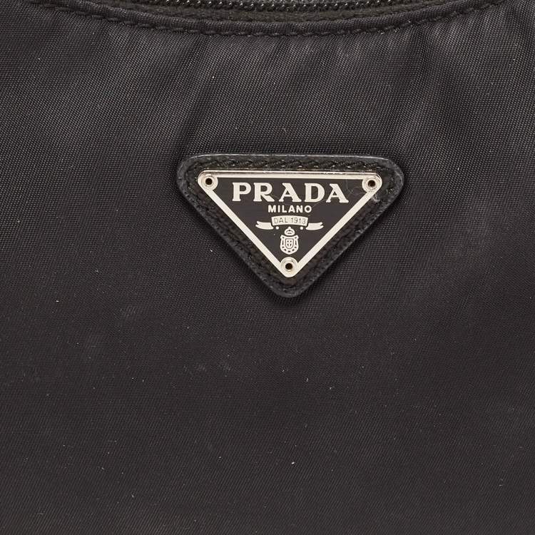 Pre Owned Prada Black Tessuto Nylon Re-Edition 2000 Baguette Bag