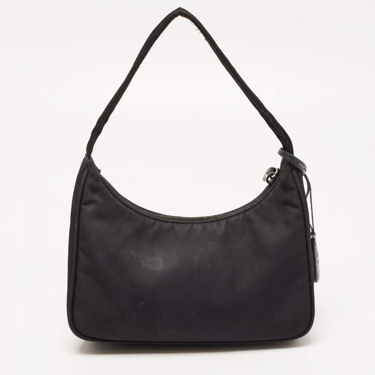 Pre Owned Prada Black Tessuto Nylon Re-Edition 2000 Baguette Bag