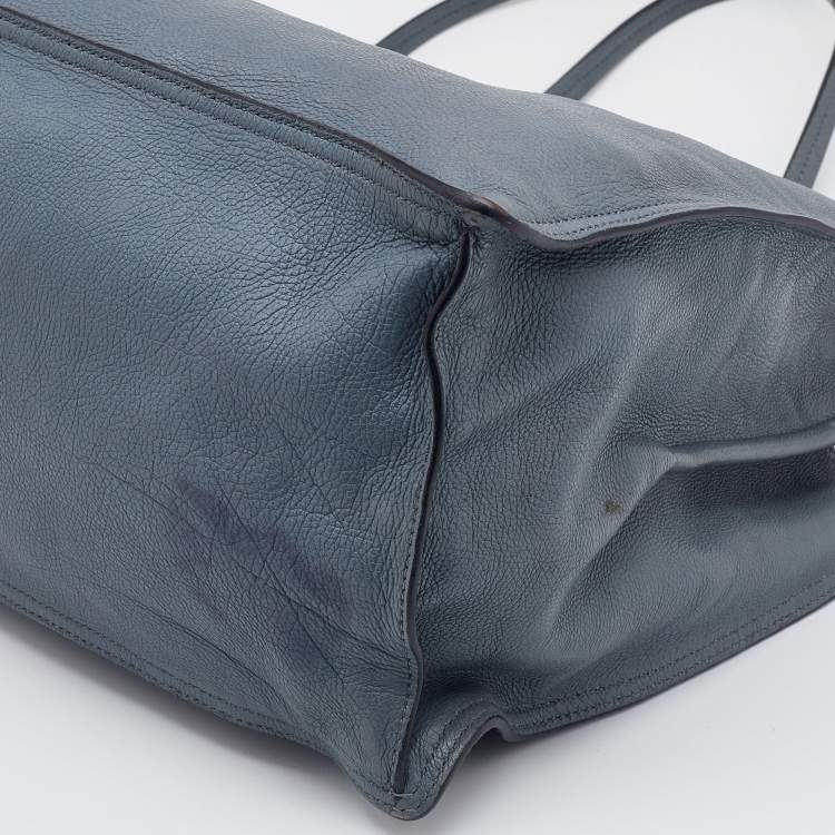 مملوكة مسبقًا Prada Light Blue Leather Etiquette Tote