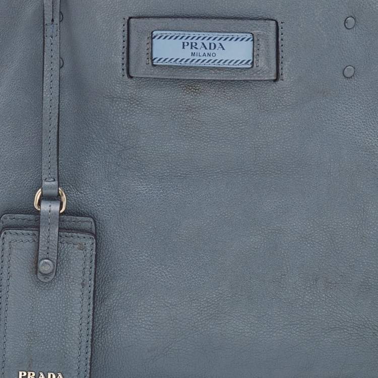 مملوكة مسبقًا Prada Light Blue Leather Etiquette Tote