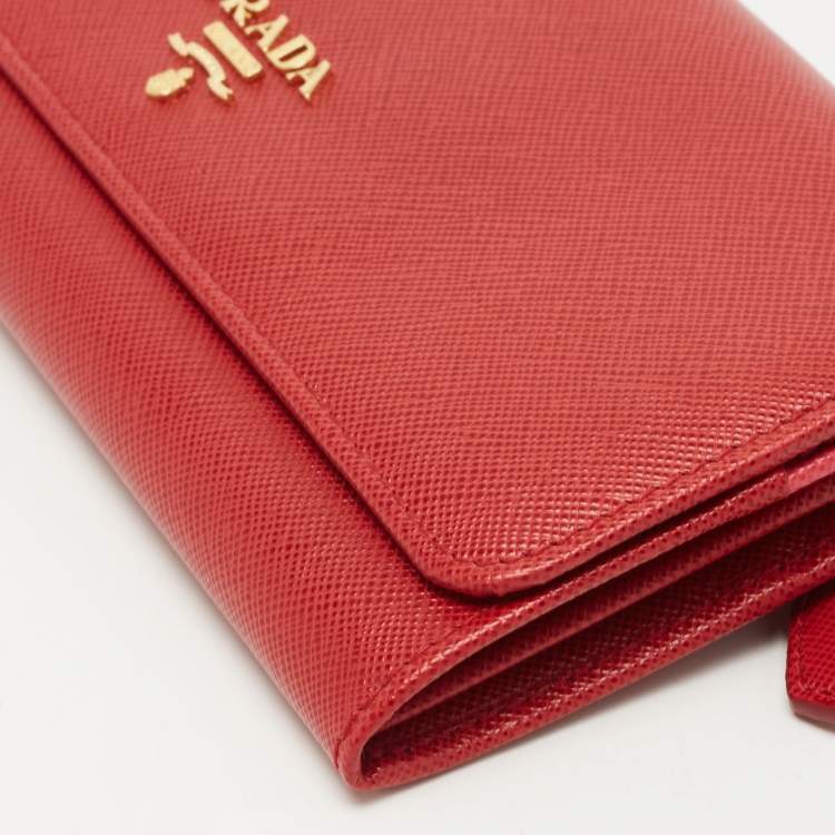 Pre Owned Prada Red Saffiano Metal Leather Logo Flap Continental Wallet