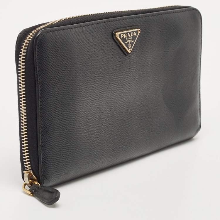 Pre Owned Prada Black Saffiano Leather Zip Around Clutch