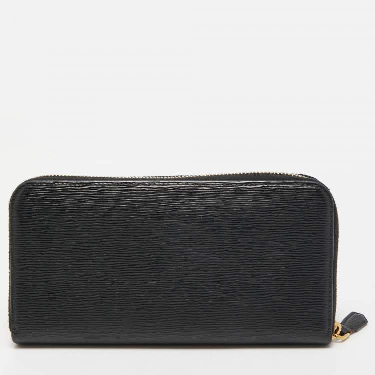 Pre Owned Prada Black Leather Zip Around Continental Wallet