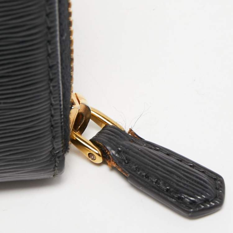 Pre Owned Prada Black Leather Zip Around Continental Wallet
