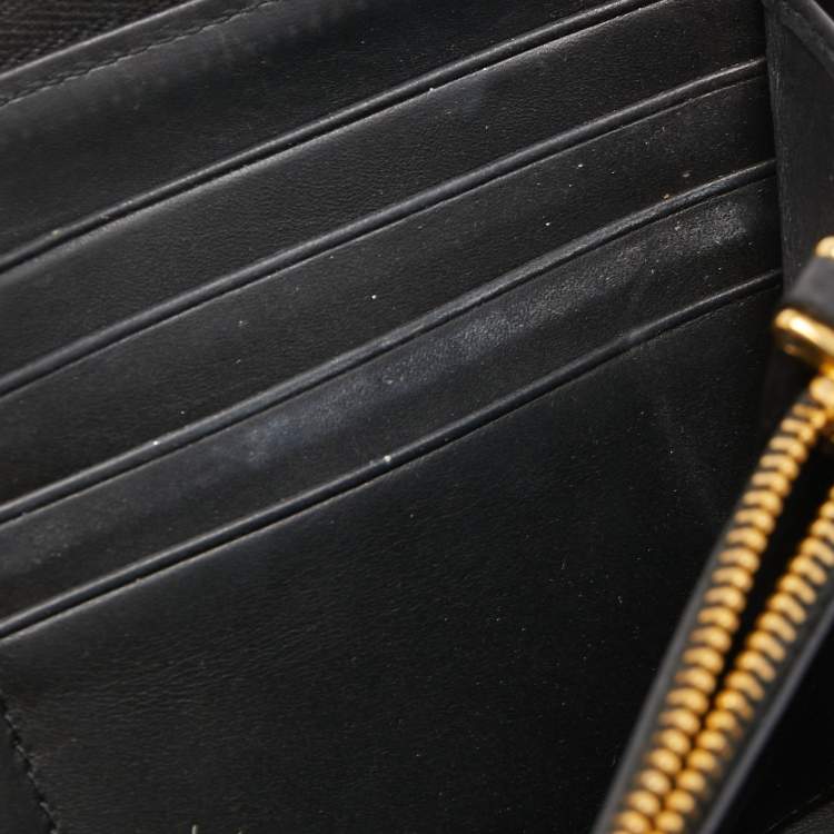 Pre Owned Prada Black Leather Zip Around Continental Wallet