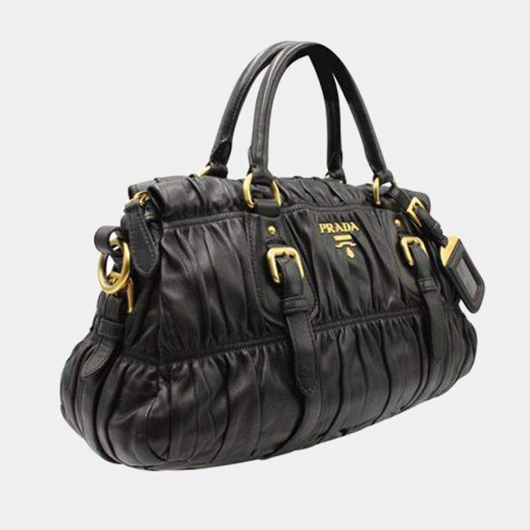 Pre Owned Classic Black Nappa Leather Gaufre Shoulder Bag