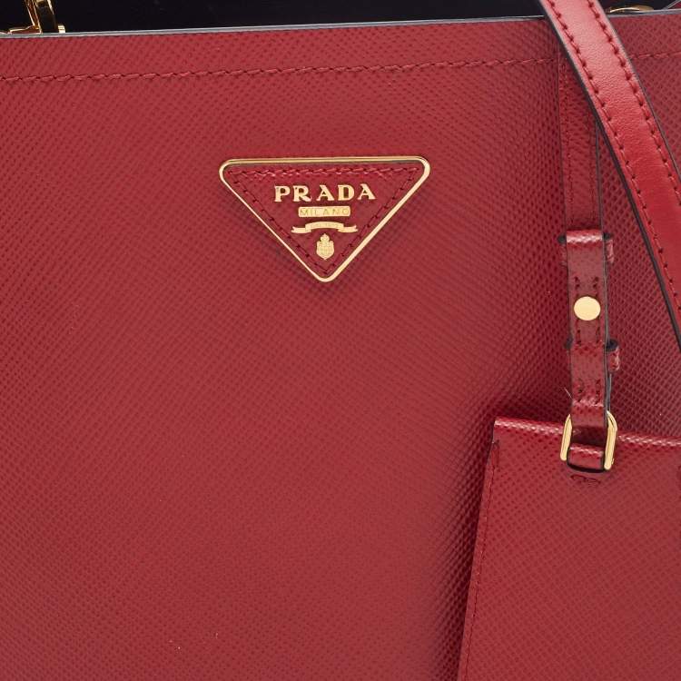 Pre Owned Prada Red Saffiano Cuir Leather Medium Panier Top Handle Bag