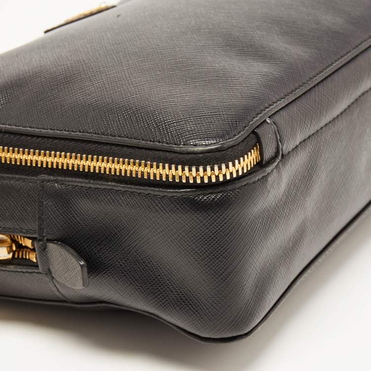 Pre Owned Prada Black Saffiano Lux Leather Double Zip Camera Crossbody Bag