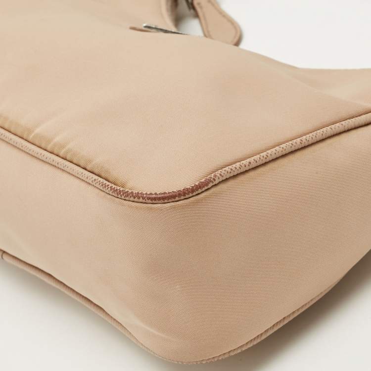 Pre Owned Prada Beige Nylon and Leather Re-Edition 2005 Baguette Bag