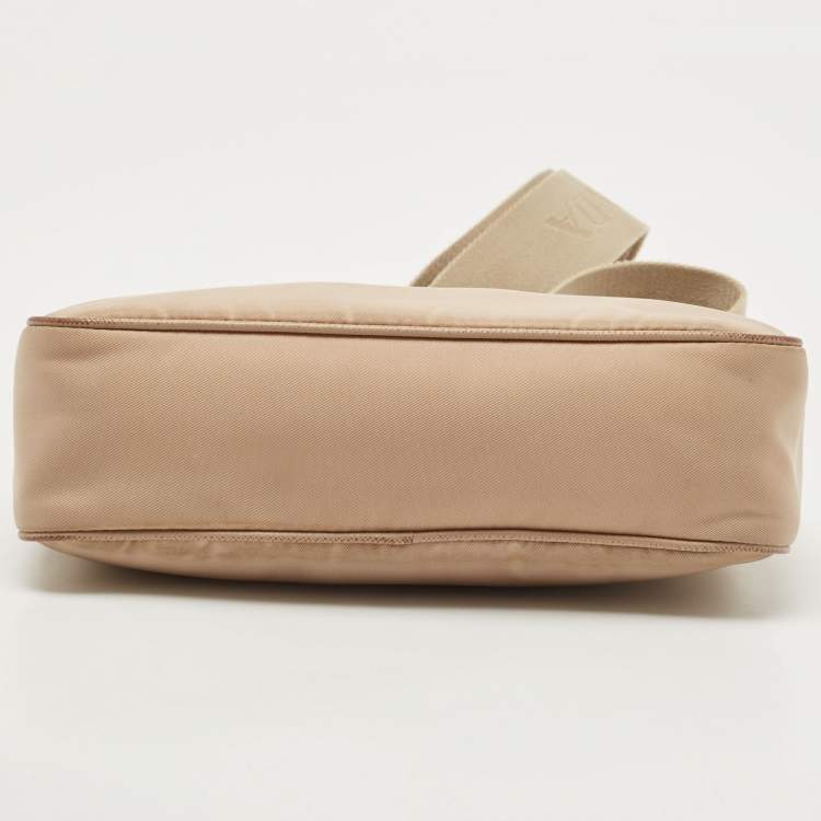 Pre Owned Prada Beige Nylon and Leather Re-Edition 2005 Baguette Bag