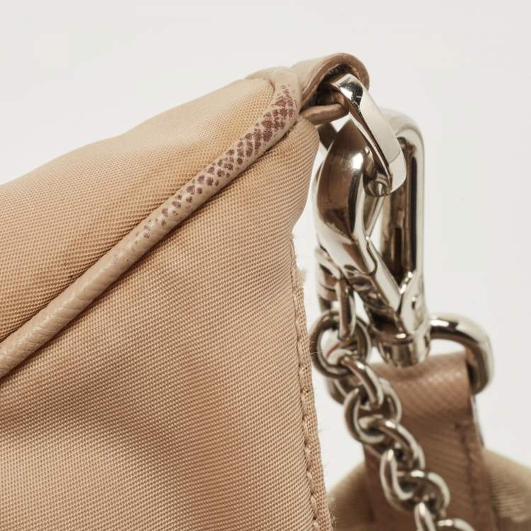 Pre Owned Prada Beige Nylon and Leather Re-Edition 2005 Baguette Bag