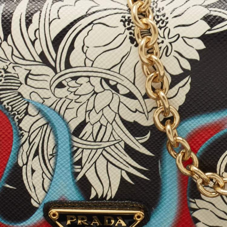 Pre Owned Prada Multicolor Printed Saffiano Leather Triangle Logo Flap Chain Clutch