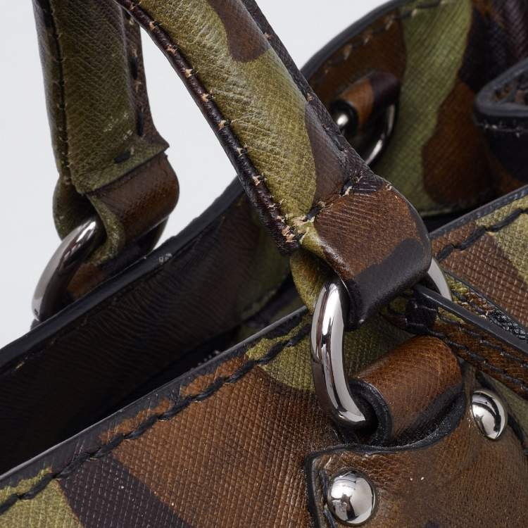 Pre Owned Prada Green Camouflage Leather Spazzolato Shopper Tote