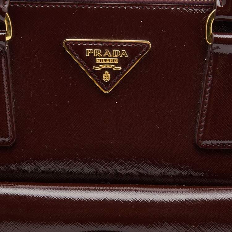 Pre Owned Prada Burgundy Saffiao Patent Leather Cargo Pocket Tote