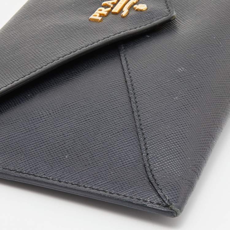 Pre Owned Prada Black Saffiano Lux Leather Envelope Clutch