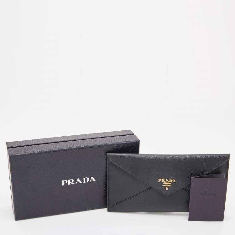 Pre Owned Prada Black Saffiano Lux Leather Envelope Clutch