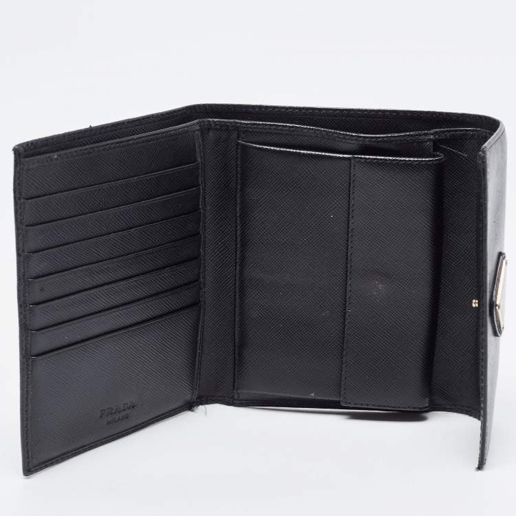 Pre Owned Prada Black Saffiano Metal Leather Triangle Logo Trifold Wallet