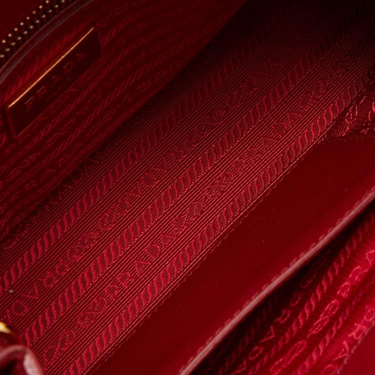 Pre Owned Prada Red Saffiano Lux Leather Galleria Double Zip Tote