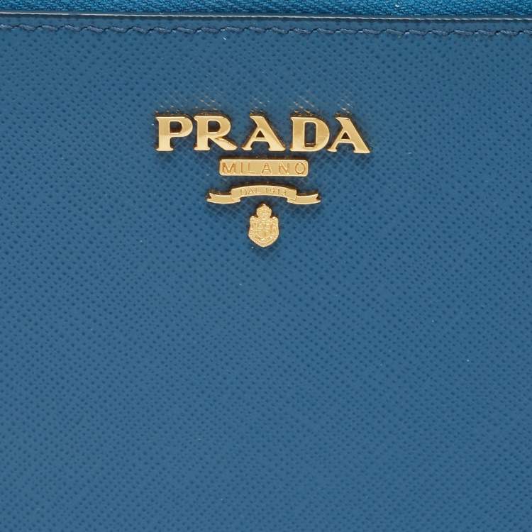 Pre Owned Prada Blue Saffiano Lux Leather Flat Wristlet Pouch
