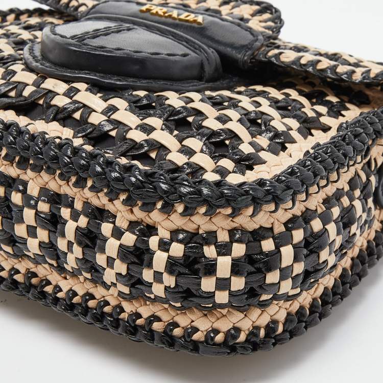 مملوكة مسبقًا Prada Beige/Black Woven Madras Leather Crossbody Bag