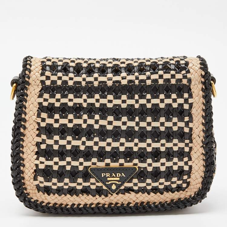 مملوكة مسبقًا Prada Beige/Black Woven Madras Leather Crossbody Bag