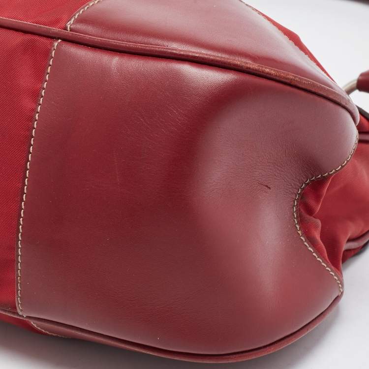 Pre Owned Prada Red Nylon and Leather Shoulder Bag