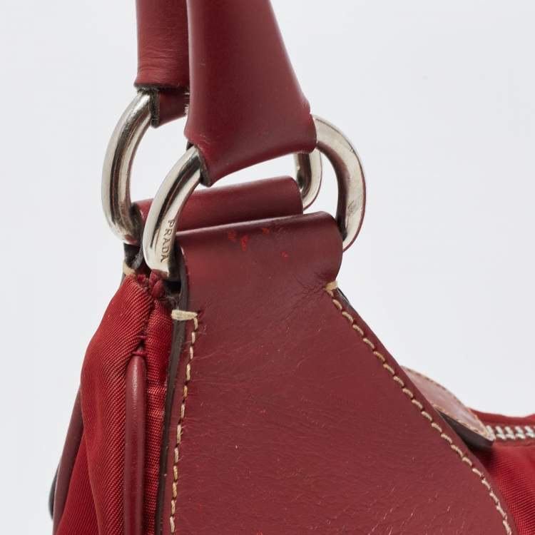 Pre Owned Prada Red Nylon and Leather Shoulder Bag
