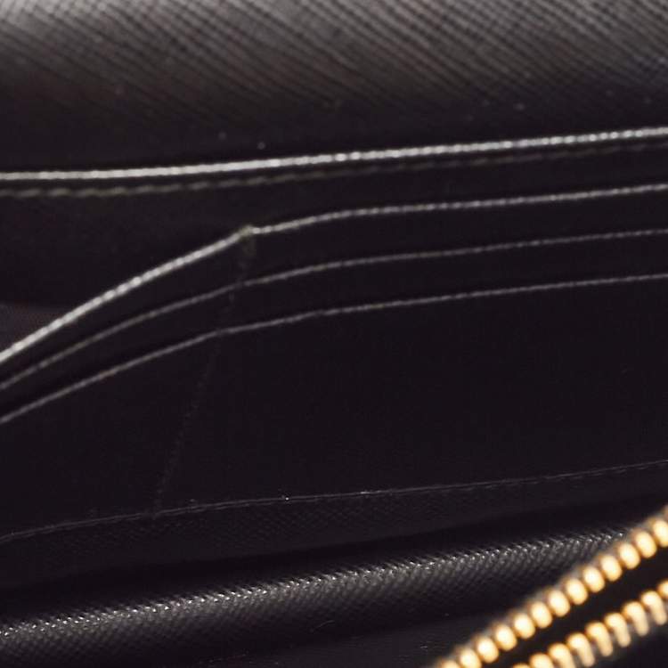 Pre Owned Prada Black Saffiano Lux Leather Logo Flap Clutch Bag