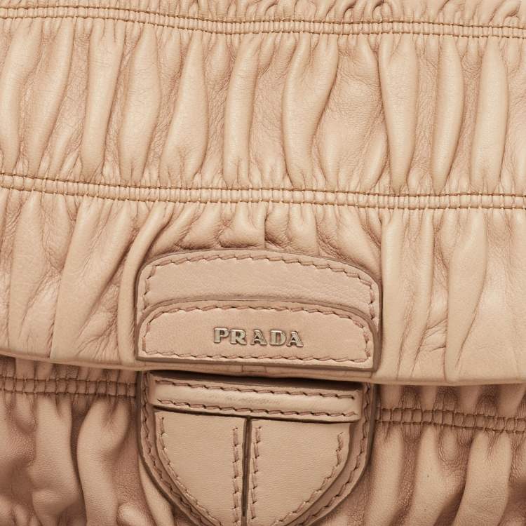 Pre Owned Prada Beige Gaufre Leather Logo Flap Chain Shoulder Bag