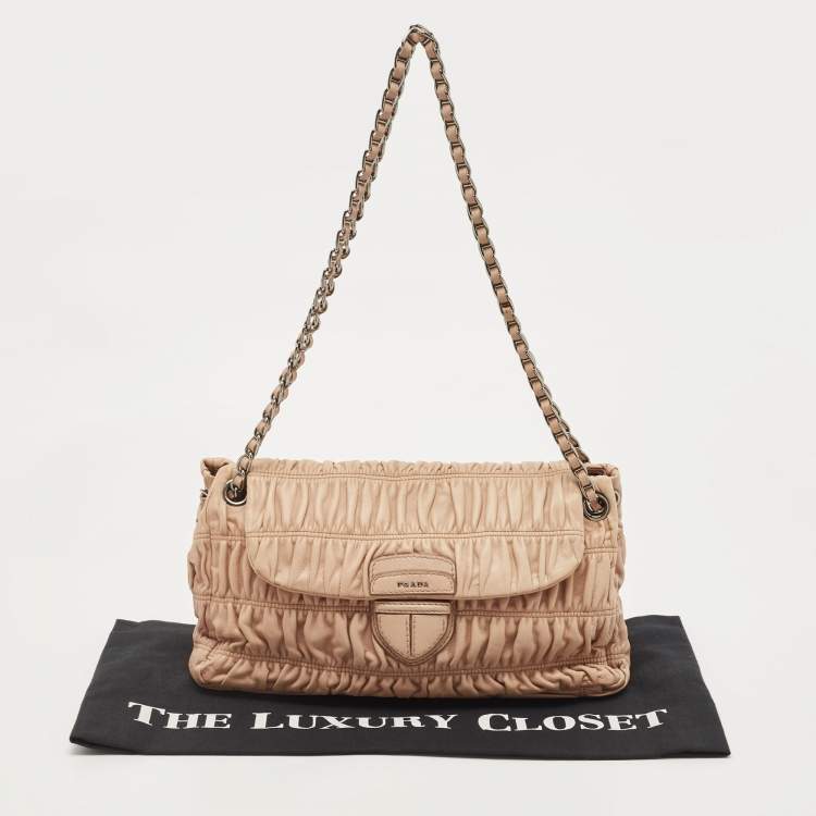 Pre Owned Prada Beige Gaufre Leather Logo Flap Chain Shoulder Bag