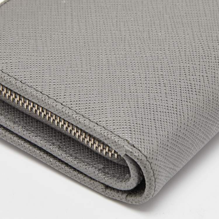 Pre Owned Prada Grey Saffiano Metal Leather Flap French Wallet